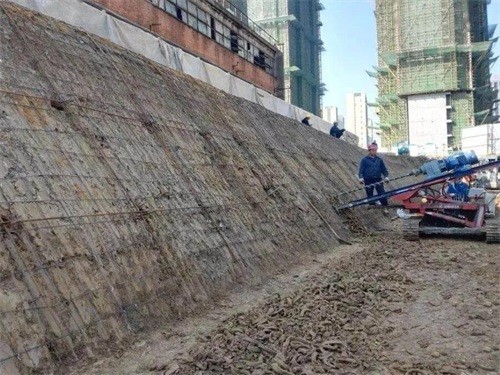 潼关建筑边坡支护